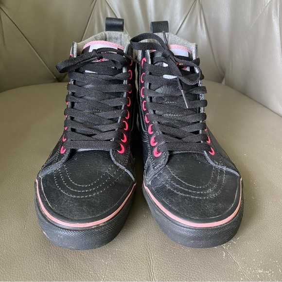 Vans Sk8 HI Pro Classics Black Pink Leather Gum Skate Shoes Unisex 7 / 8.5 - Picture 2 of 8